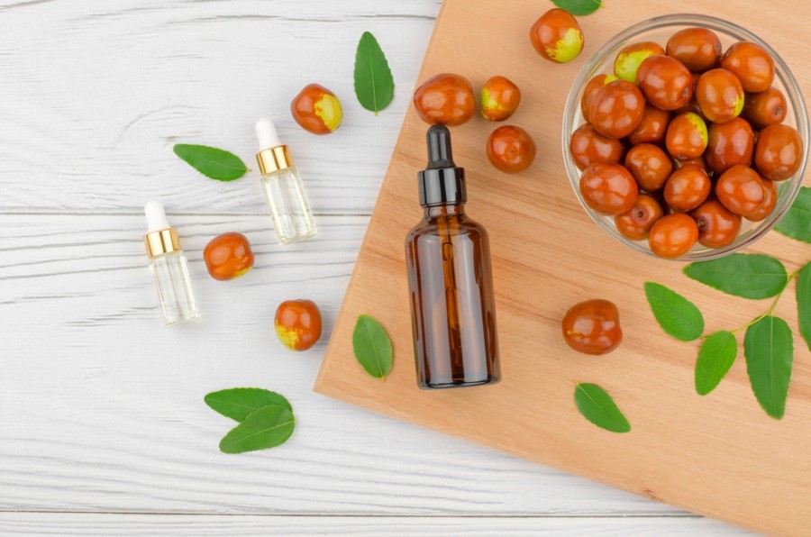 L'huile de jojoba peut-elle causer des problèmes de peau ?